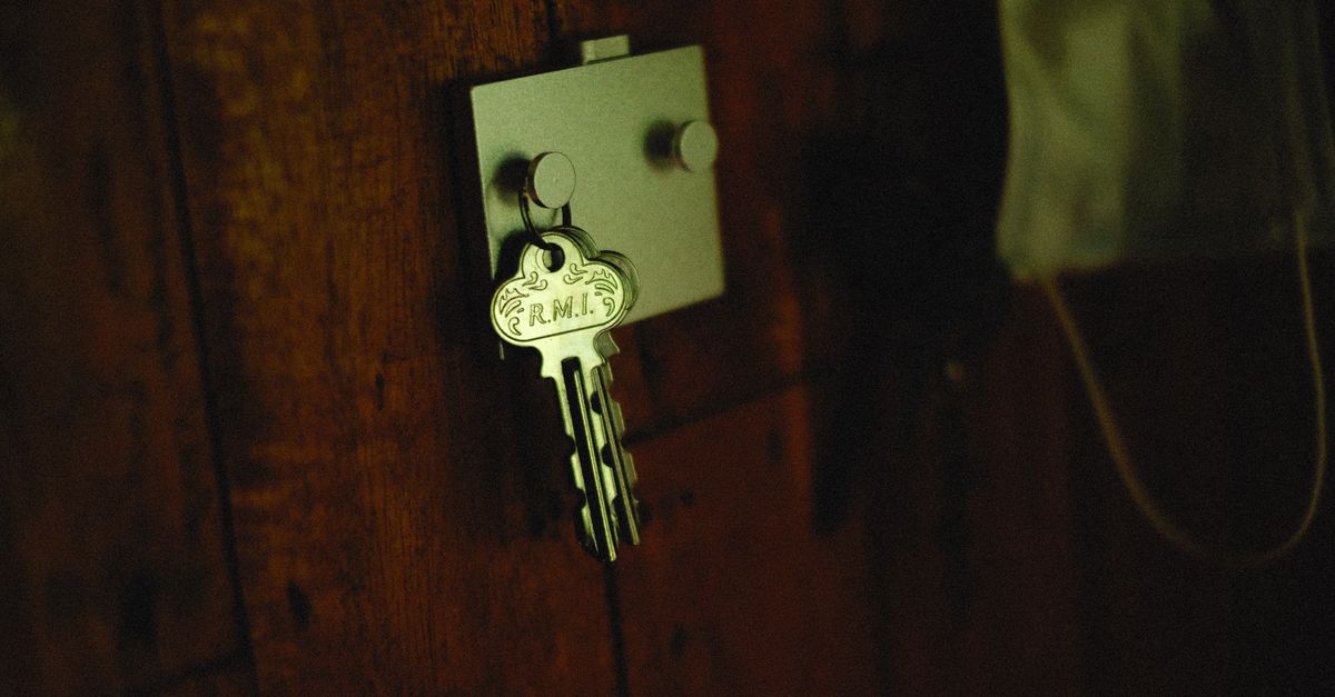 locksmith unlocking front door — Sherman Oaks Locksmith Inc