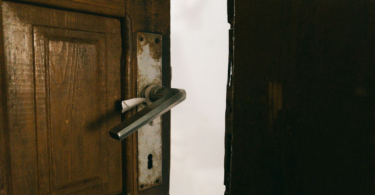 Door Knob Lock Repair — Sherman Oaks Locksmith Inc