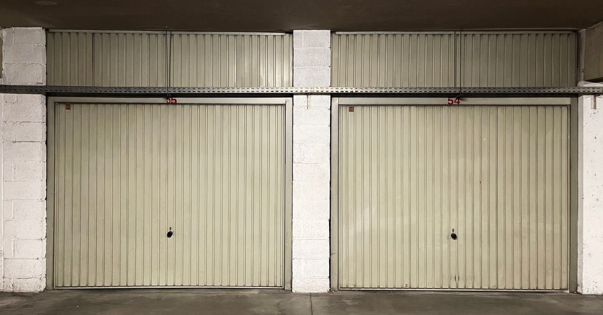 Garage Door Lock Service — Sherman Oaks Locksmith Inc