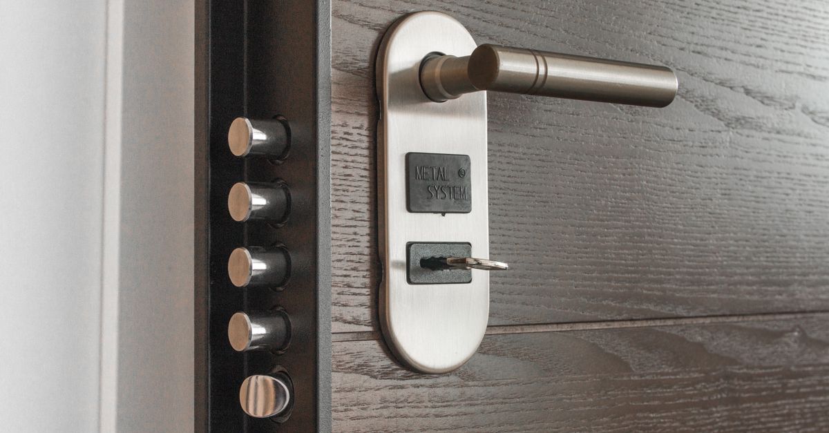 home security lock door — Sherman Oaks Locksmith Inc