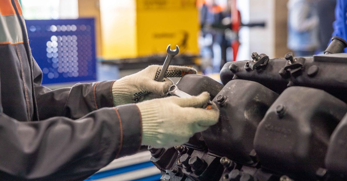 locksmith service technician — Sherman Oaks Locksmith Inc