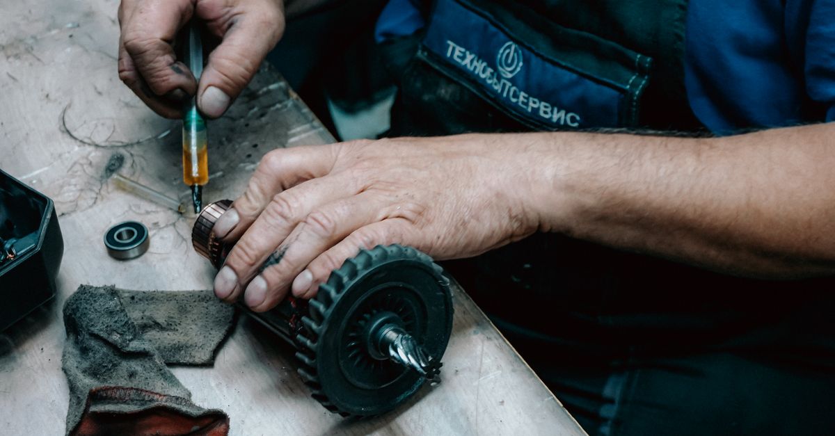 locksmith service technician — Sherman Oaks Locksmith Inc