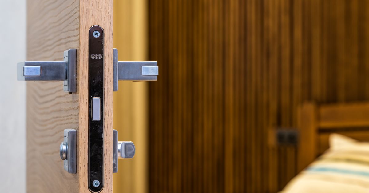door security hardware — Sherman Oaks Locksmith Inc